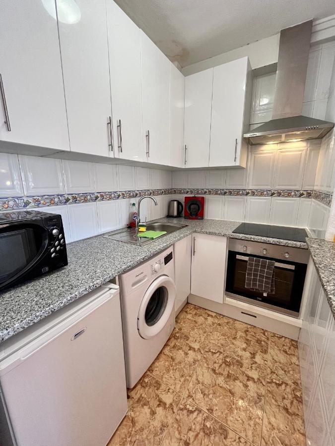 Tranquil Self Catering Golf Course Apartment Аликанте Экстерьер фото